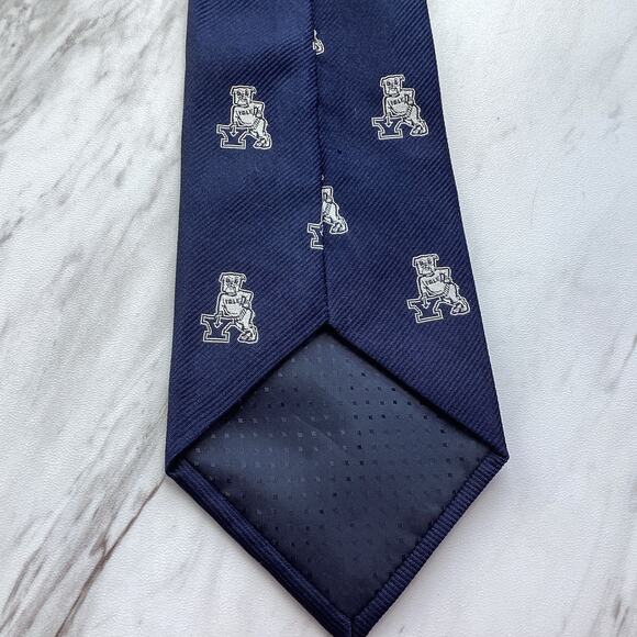 Yale University Men’s Rep Tie, Navy 100% Silk, Handsome Dan Bulldog, Yalie, Elis - Picture 6 of 7